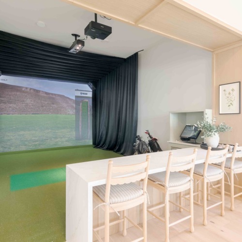 Cutting-edge amenities at your fingertips